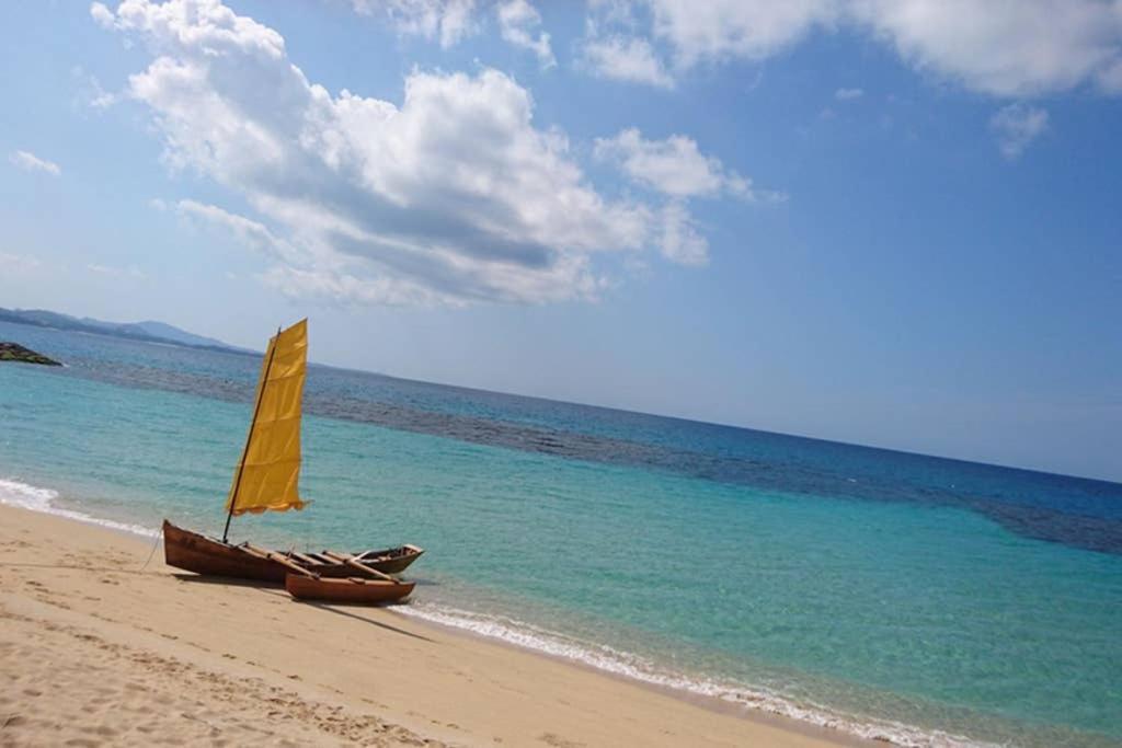 Beach Side Hotel Yamoriyanonikai Nago Esterno foto