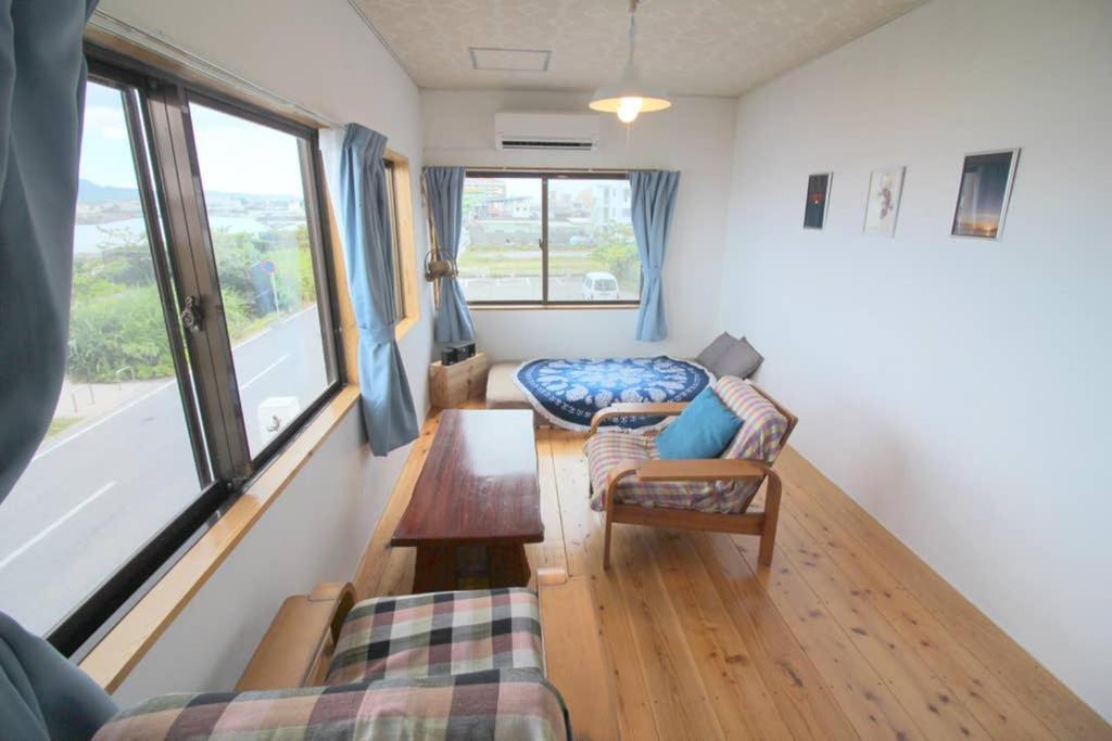 Beach Side Hotel Yamoriyanonikai Nago Esterno foto